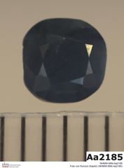 Foto von Korund (Saphir) (NHMW-MIN-Aa2185)